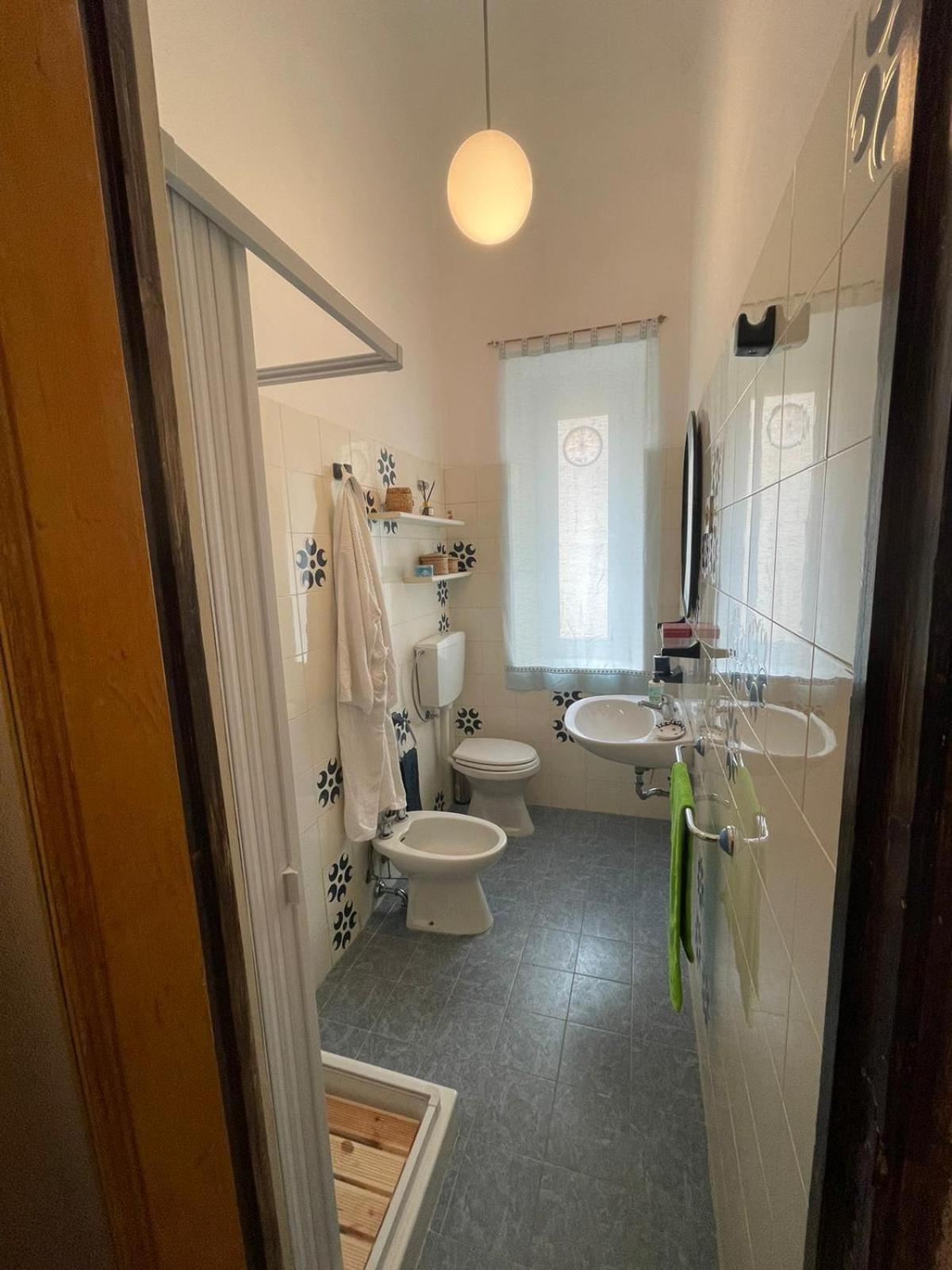 Tommy Guest House Λα Σπέτσια Εξωτερικό φωτογραφία